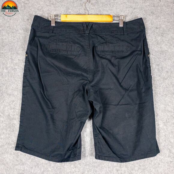 Lane Bryant Bermuda Shorts Black Cotton Pockets Flat Front Denim Women's Size 16 - Picture 2 of 8